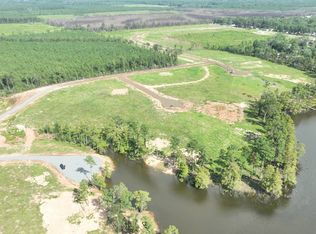 37 Pirates Aly, Florien, LA 71429