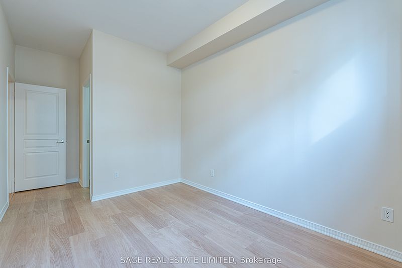 Toronto Townhouse for rent - 2 Bedrooms — photo 10