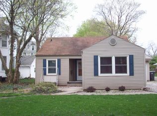 604 N Niles Ave, Tuscola, IL 61953