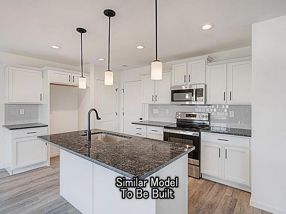 2nd image of 3112 Eisenhower Dr #184