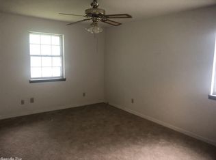 809 Country Club Rd, Sherwood, AR 72120