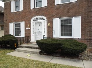 16750 Edinborough Rd, Detroit, MI 48219