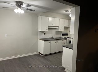 1128 Upper Wellington St #11, Hamilton, ON L9A 3S6