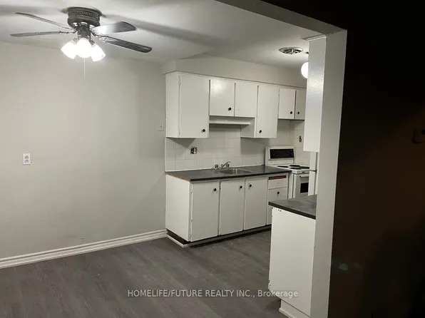 1128 Upper Wellington St #11, Hamilton, ON L9A 3S6