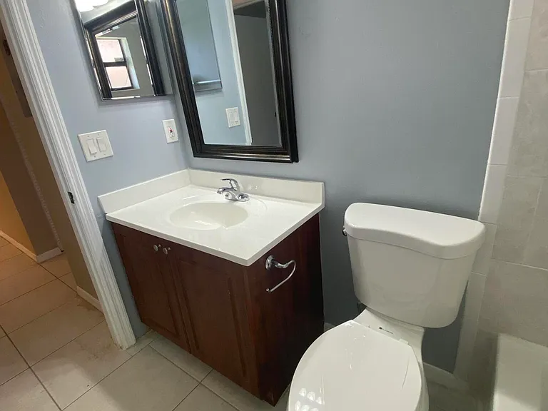 4302 Woodstock Dr #B — Photo 18