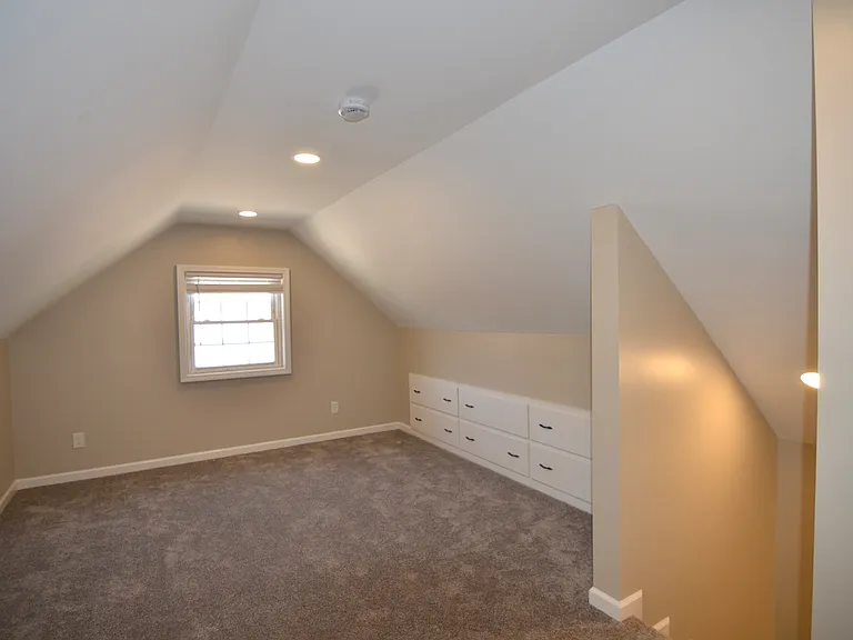 1122 Alcliff Ln — Photo 10