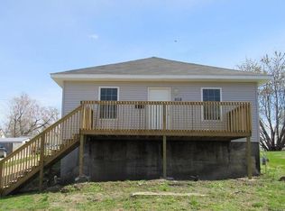 808 Park Ave, Hannibal, MO 63401
