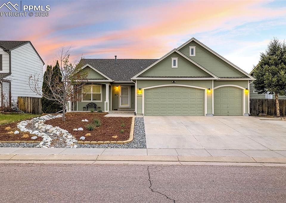 1st image of 7443 Allens Park Dr