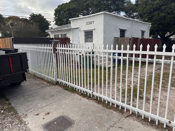 2387 NW 57th St