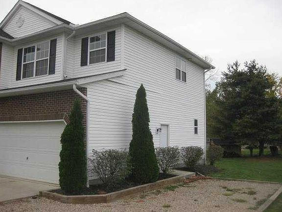 2nd image of 1333 Lakeshore Dr