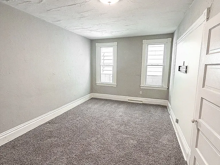 135 N Hamilton Ave #2 — Photo 8