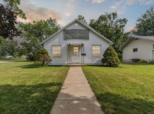 107 9th St, Brodhead, WI 53520