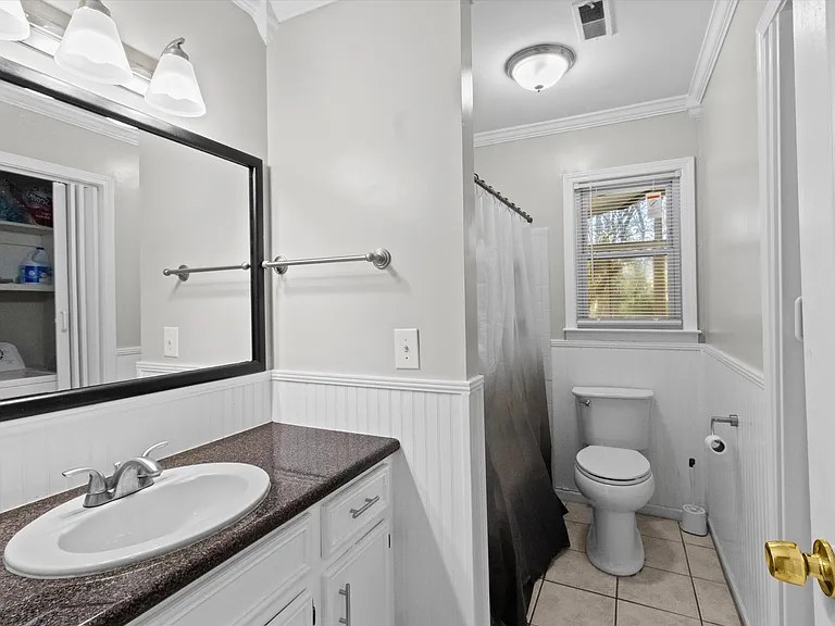 42 Halton Ct — Photo 7