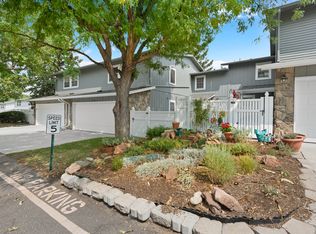 2881 S Xanadu Way, Aurora, CO 80014