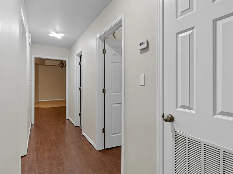 2912-2914 Fairway Hamlet Ct #2914 — Photo 7