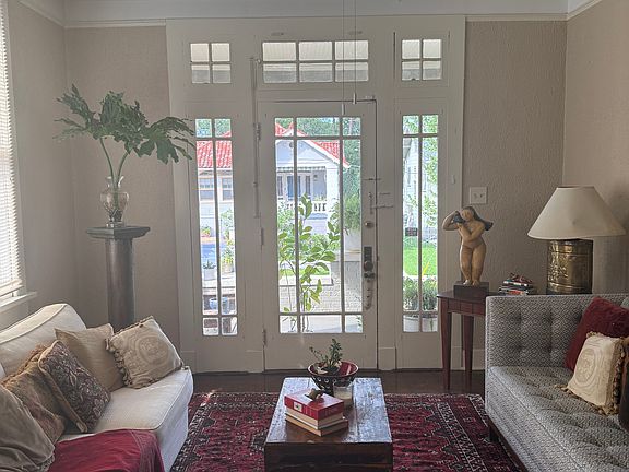2nd image of 4024-26 Delgado Ave #4026