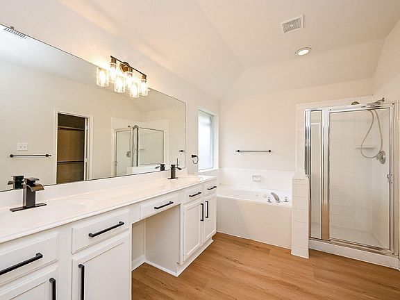 4th image of 13007 Turnbridge Trl