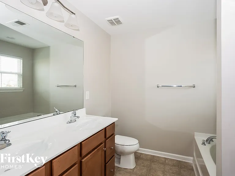 2030 Hamil Ridge Dr — Photo 9