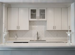 4432 J C Nichols Pkwy APT 3S, Kansas City, MO 64111