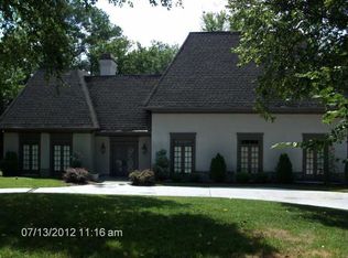 10 Heards Overlook Ct, Sandy Springs, GA 30328