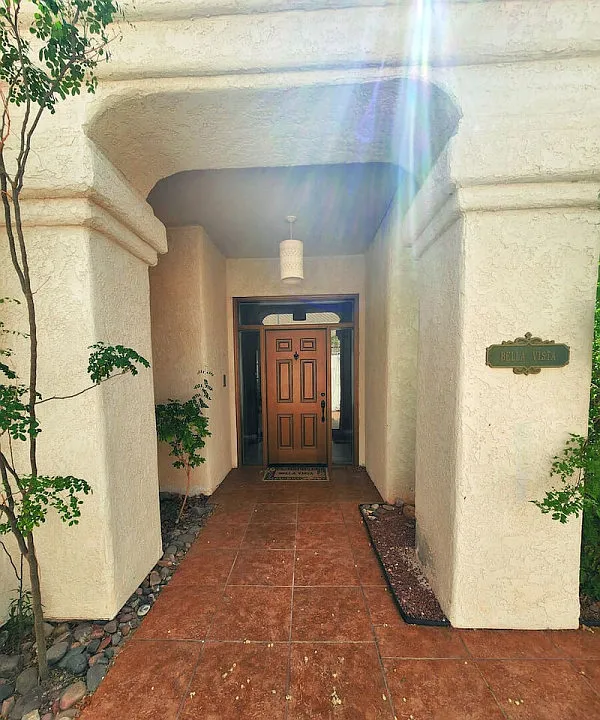4 bed, 2.5 bath, 2674 sqft, $2,900 — Photo 3