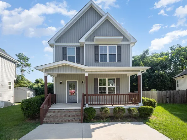 107 Cottage Ct, Youngsville, NC 27596