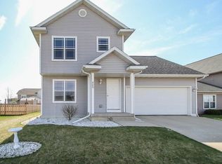 885 Robin Dr, Sun Prairie, WI 53590