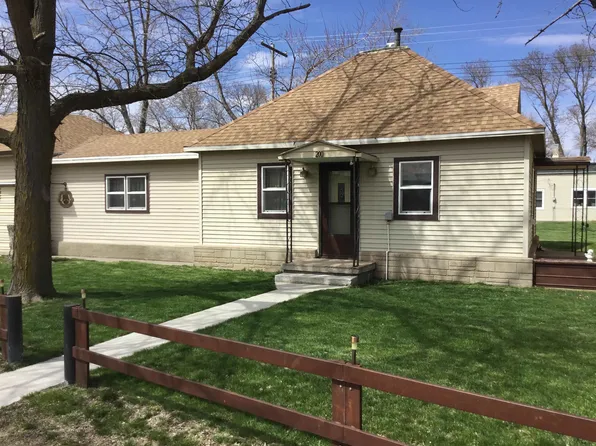 200 Railroad Ave, Meadow Grove, NE 68752