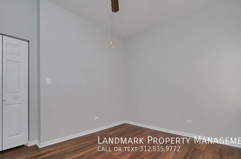 4537 S King Dr #3 — Photo 18