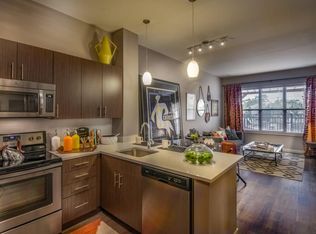 16 Quarry Ln #203, Malden, MA 02148