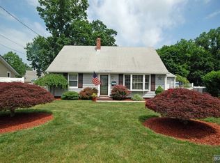 92 Bergen Dr, Little Falls, NJ 07424