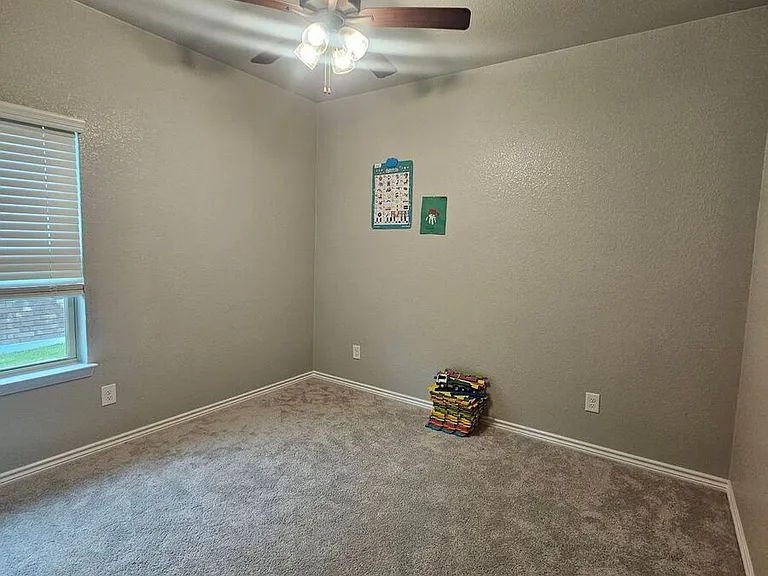 5304 La Terraza Ln — Photo 8
