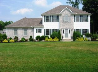 5483 Primavera Dr, Mentor, OH 44060