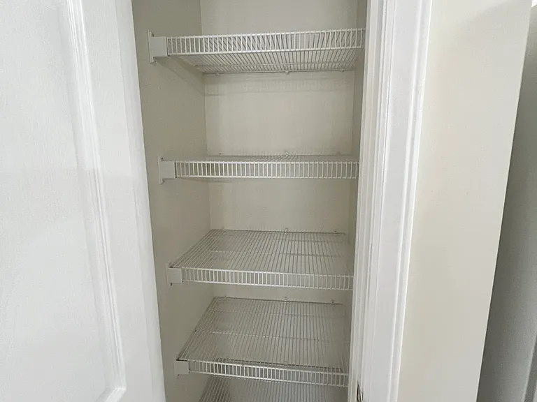 914 Scholastic Ct — Photo 11