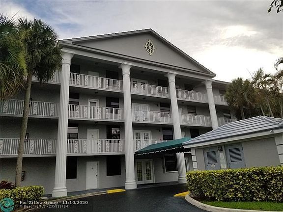 2nd image of 1530 Whitehall Dr APT 106