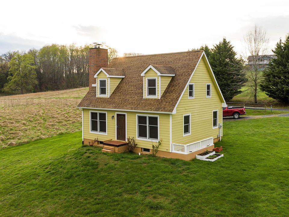 1st image of 111 Birdsong Ln