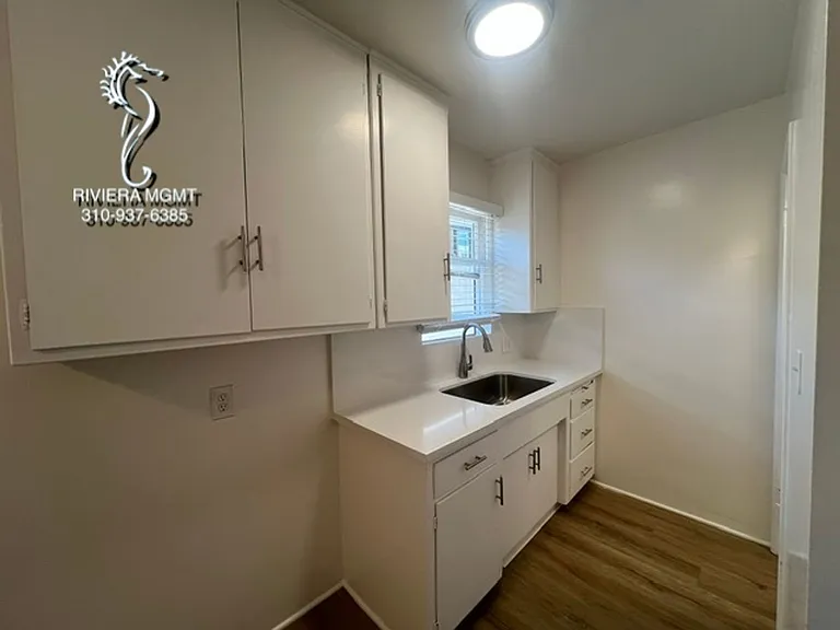 209 Calle Miramar — Photo 2