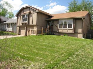 6306 E 140th Ter, Grandview, MO 64030