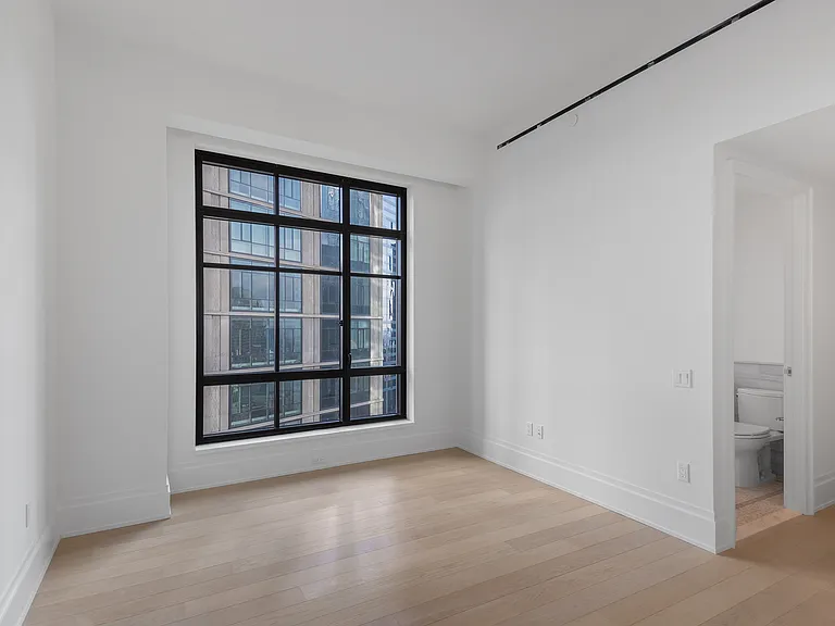25 Park Row #34B — Photo 16