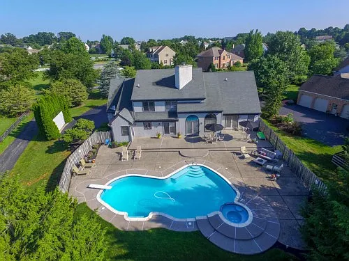 905 Stonebridge Dr photo 1