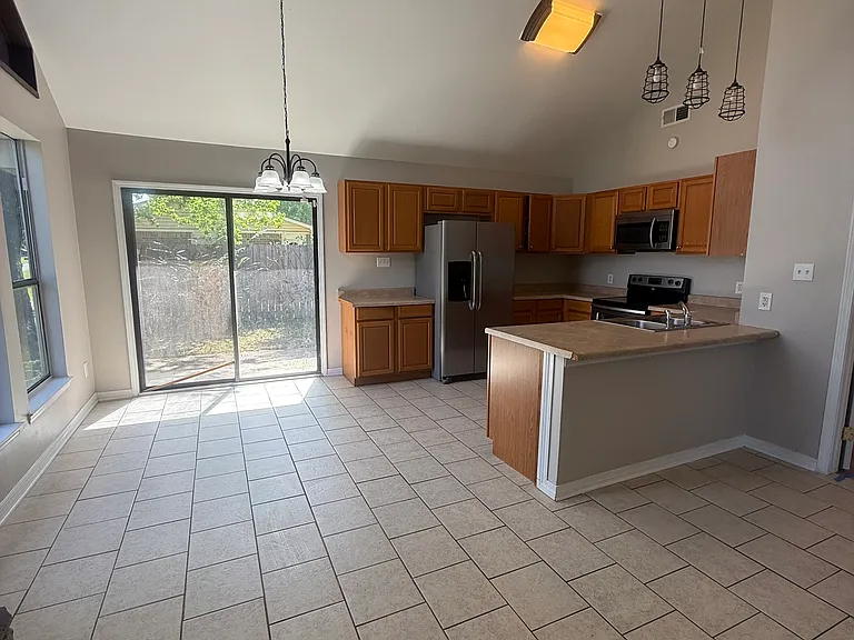 927 Sweetgum Dr — Photo 15