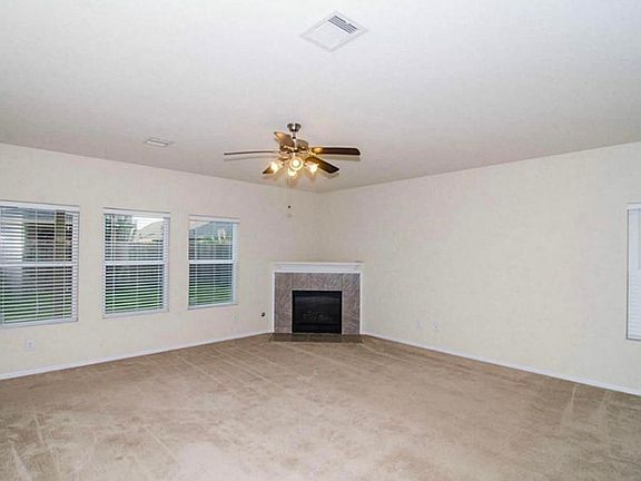 3rd image of 14915 Holland Grove Ct