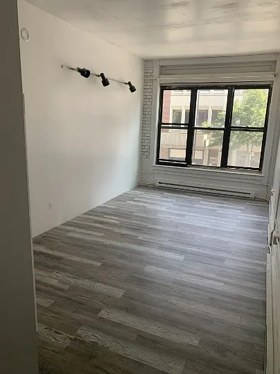 40 Suffolk St - 2C — Photo 4
