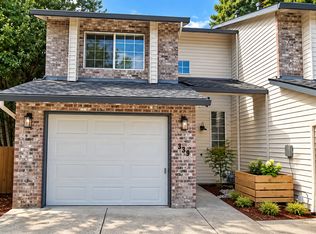 339 SE 43rd Ave #1, Hillsboro, OR 97123