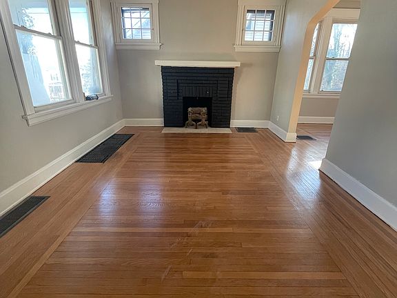 2nd image of 283 Dorchester Ave