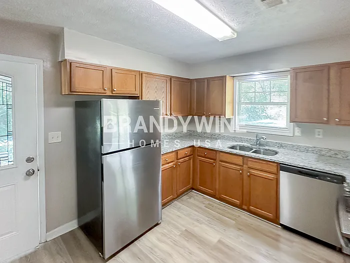 6230 Cedar Wood Dr — Photo 11