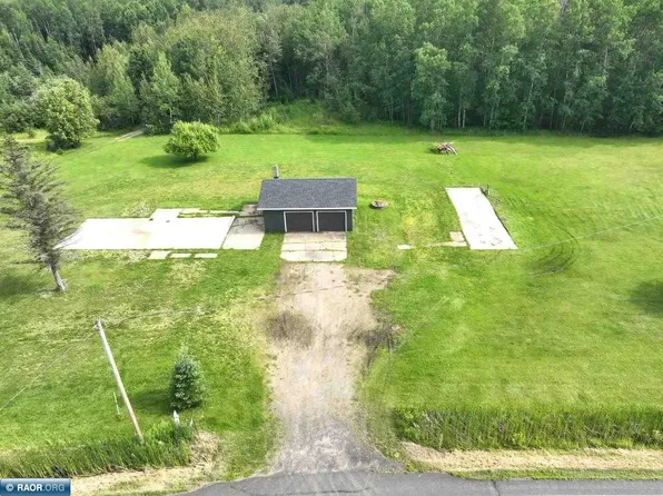 7484 Ely Lake Dr, Eveleth, MN 55734