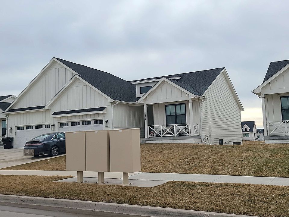 2nd image of 1409 NW 32nd St