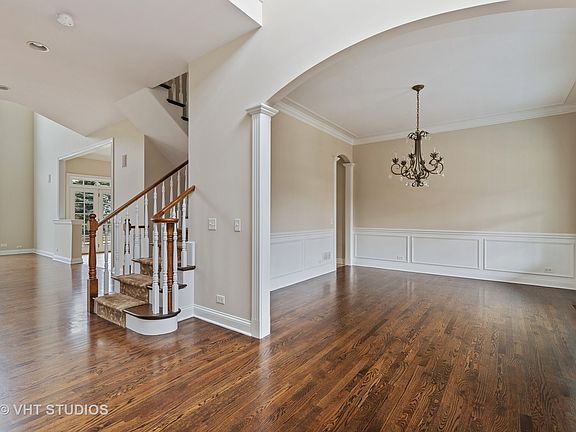 3rd image of 1112 Kildare Ave