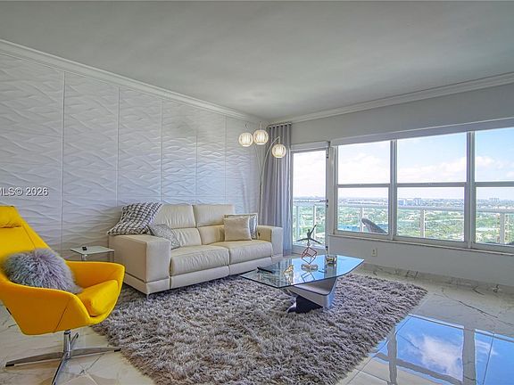 2nd image of 3550 Galt Ocean Dr APT 1808